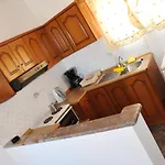 アパートホテル Miranda Haus アリラス