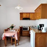 アパートホテル Miranda Haus 3*