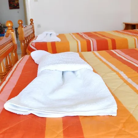 Miranda Haus 3* ארילס