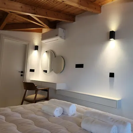 Miranda Haus Aparthotel Arillas (Corfu)