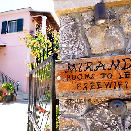 Ξενοδοχείο με διαμερίσματα Miranda Haus 3*