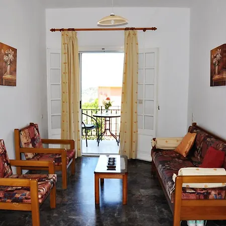 Ξενοδοχείο με διαμερίσματα Miranda Haus Αρίλλας